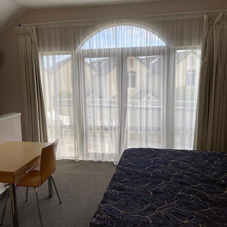 Bps Apartment 3 Lago Lago Taupo Esterno foto